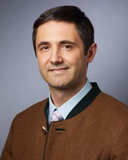 Edvin Isufi, MD