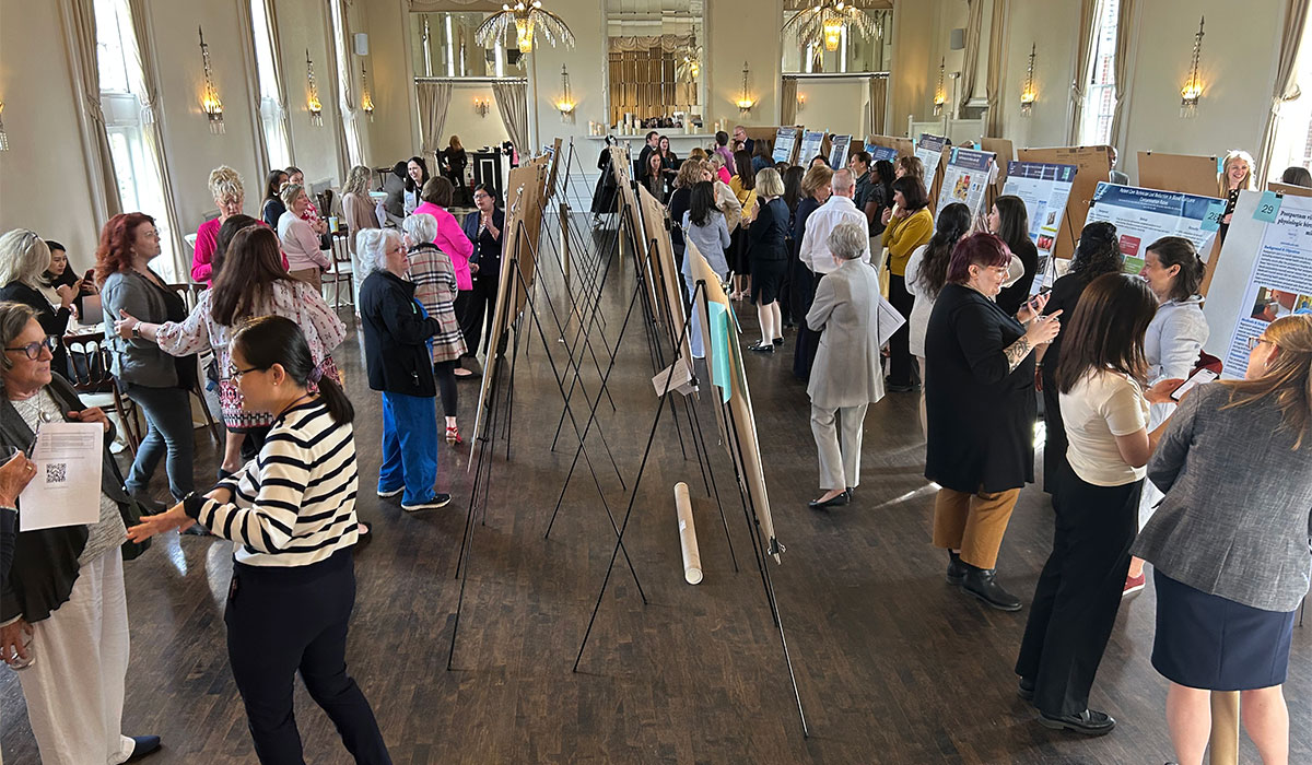 YNHHS and Yale School of Nursing nurses gathered