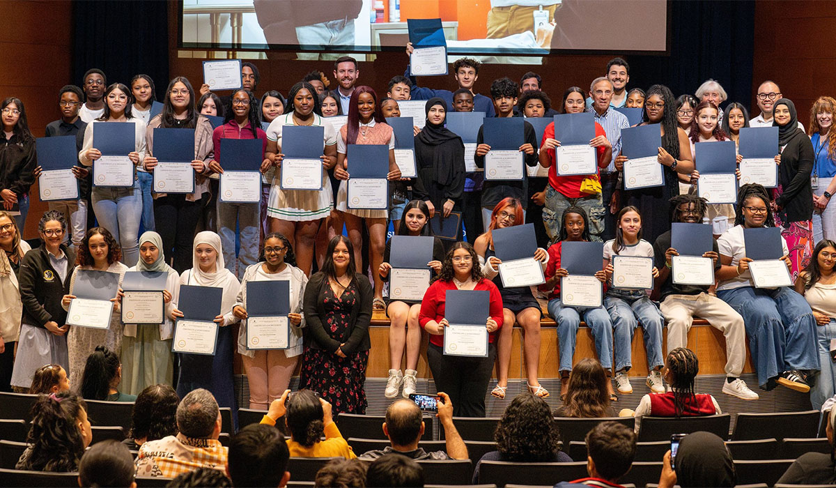 Graduates of the Yale Center for Healthcare Simulation Academy at YALE.