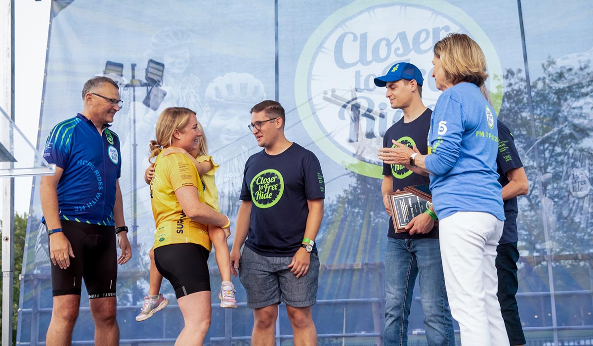 Smilow Cancer Hospital Guilford nurse Hunter Bouchard, RN, and her daughter, Maddie