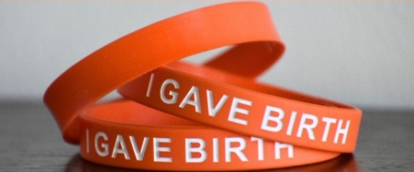 "I gave birth" bracelets